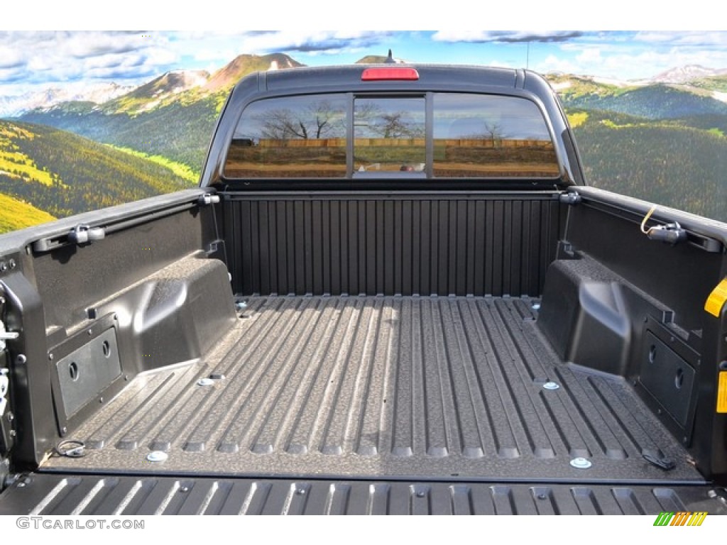 2015 Toyota Tacoma V6 Access Cab 4x4 Trunk Photos