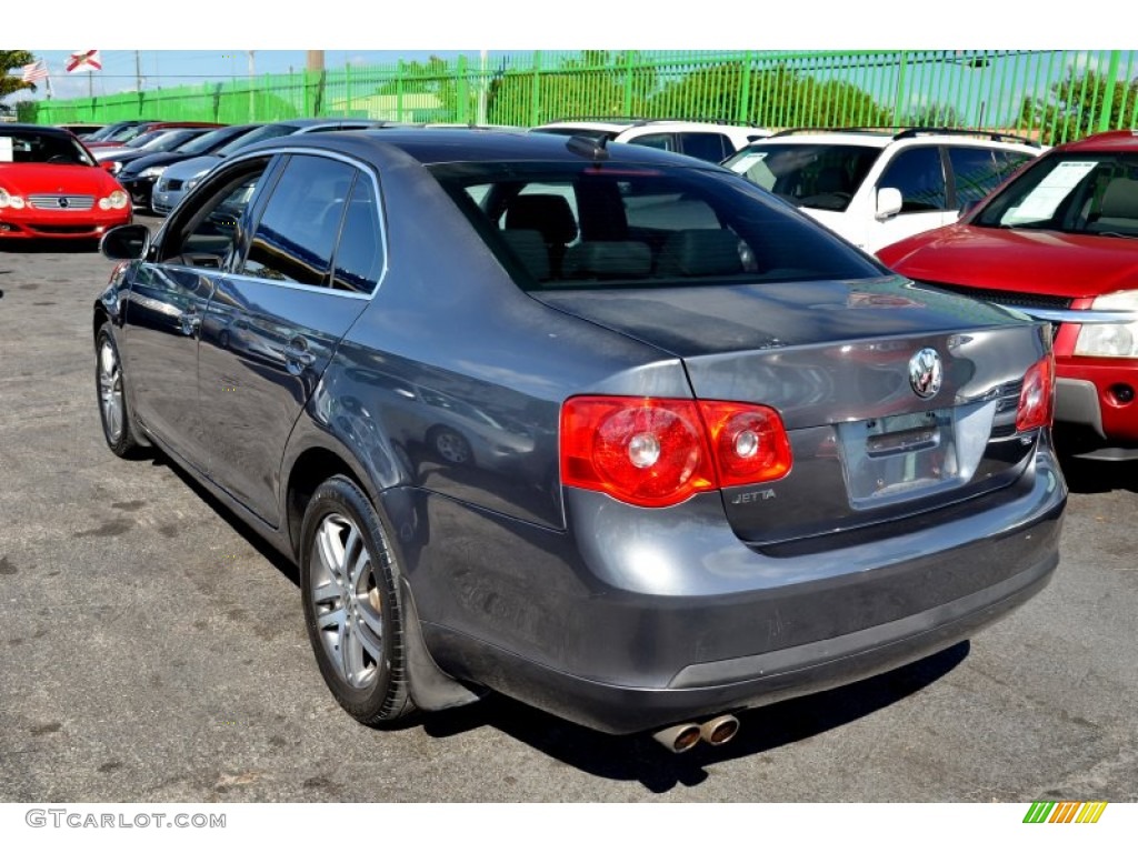 2006 Jetta 2.5 Sedan - Blue Graphite Metallic / Grey photo #37