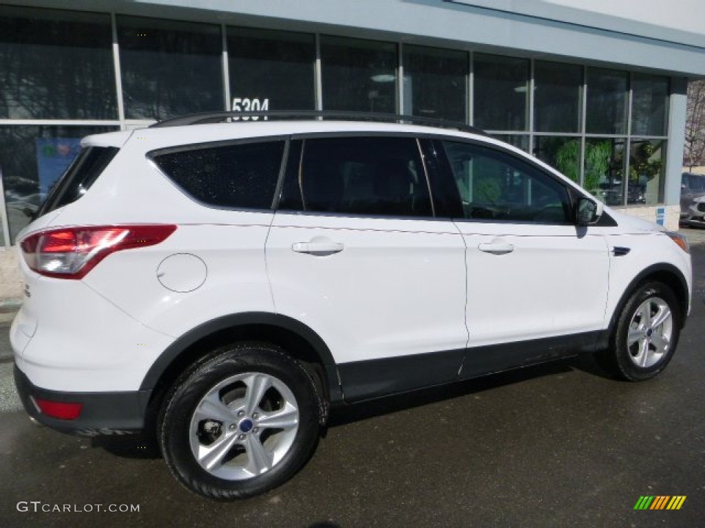 2014 Escape SE 2.0L EcoBoost 4WD - Oxford White / Medium Light Stone photo #3