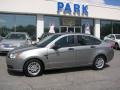 2008 Vapor Silver Metallic Ford Focus SE Sedan  photo #18