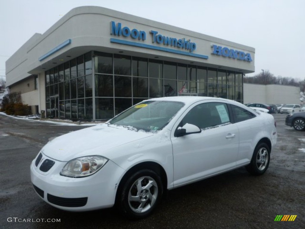 Summit White Pontiac G5