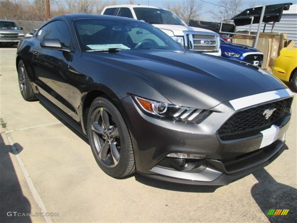2015 Magnetic Metallic Ford Mustang V6 Coupe 101586370