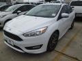 2015 Oxford White Ford Focus SE Sedan  photo #5