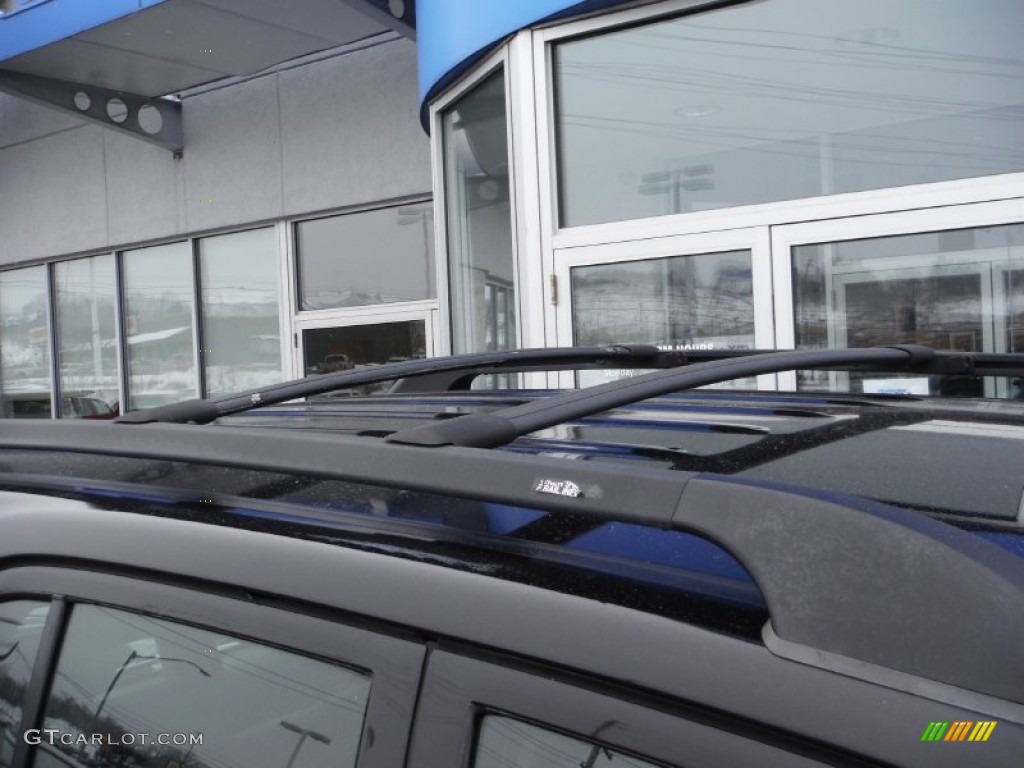 2002 Tracker LT 4WD Hard Top - Black / Medium Gray photo #4