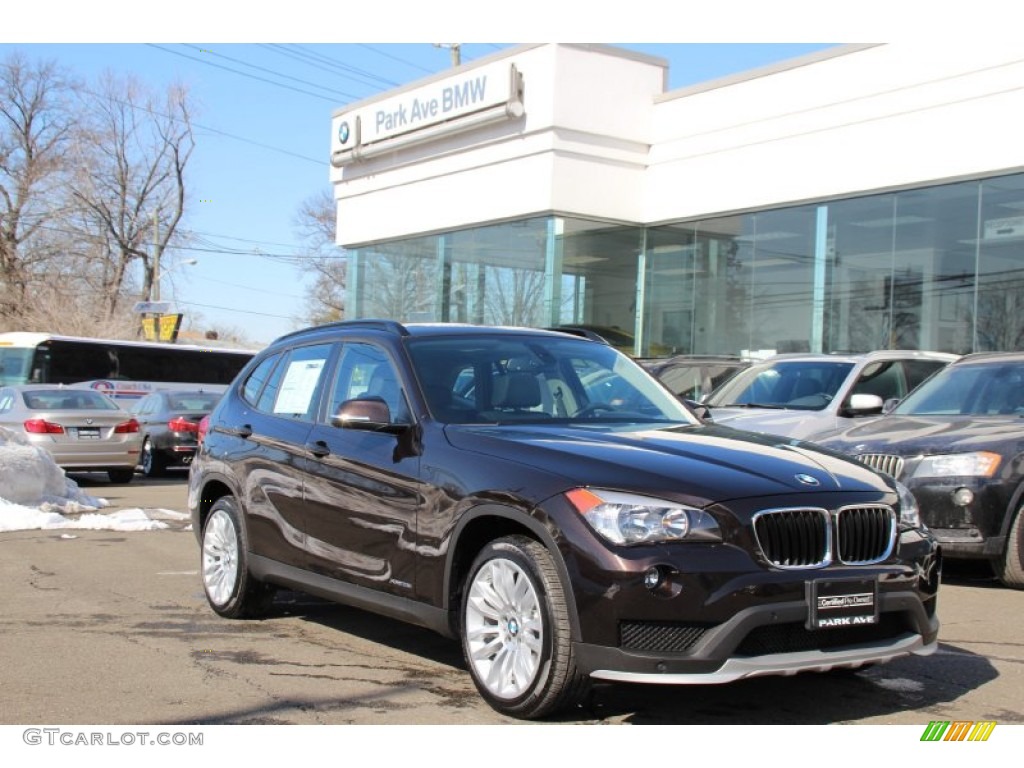 2015 X1 xDrive28i - Sparkling Brown Metallic / Black photo #1