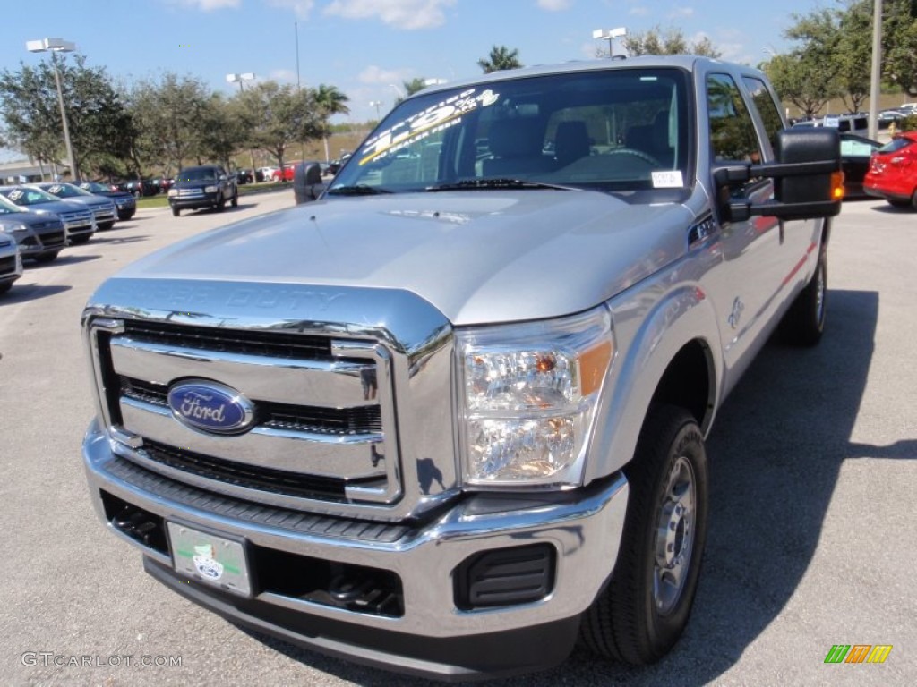 2015 F250 Super Duty XLT Crew Cab 4x4 - Ingot Silver / Steel photo #16