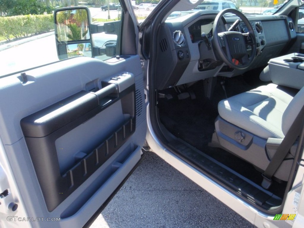 2015 F250 Super Duty XLT Crew Cab 4x4 - Ingot Silver / Steel photo #19