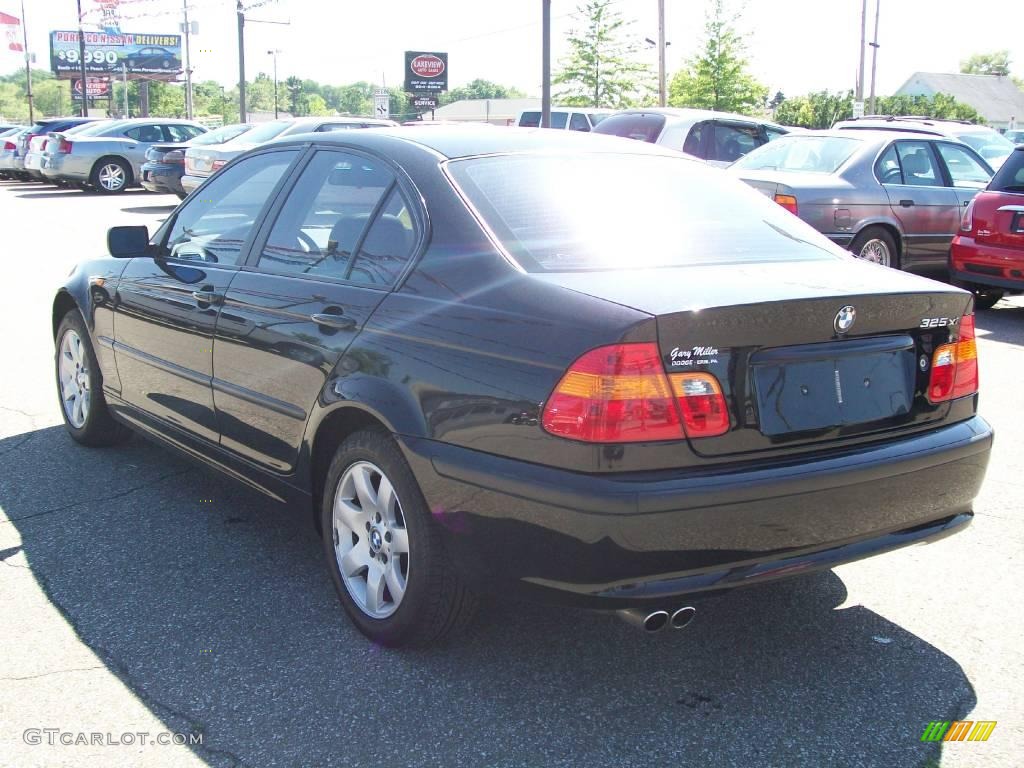 2003 3 Series 325xi Sedan - Jet Black / Black photo #3