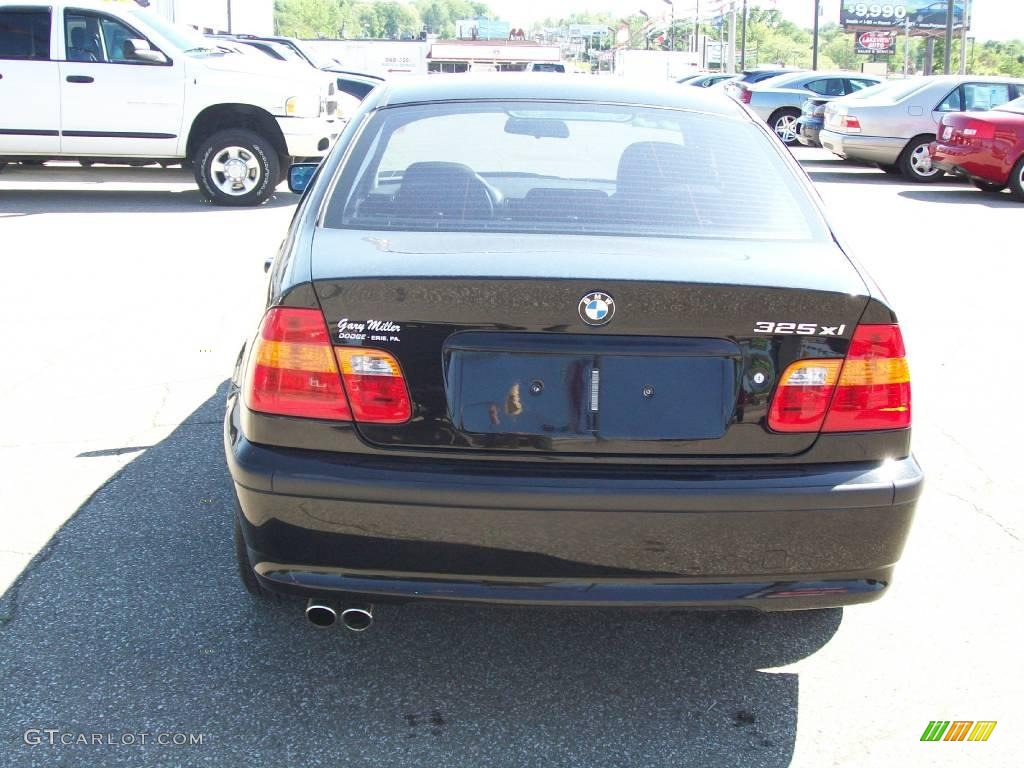 2003 3 Series 325xi Sedan - Jet Black / Black photo #4