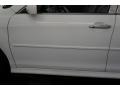 Super White - Camry SE Photo No. 59