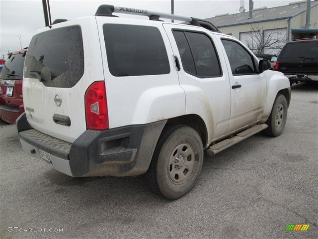 2012 Xterra S - Avalanche White / Gray photo #4