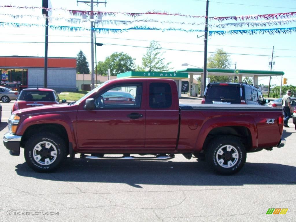 2004 Colorado Z71 Extended Cab 4x4 - Dark Cherry Red Metallic / Medium Dark Pewter photo #2
