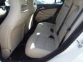 Cirrus White - CLA 250 Photo No. 8