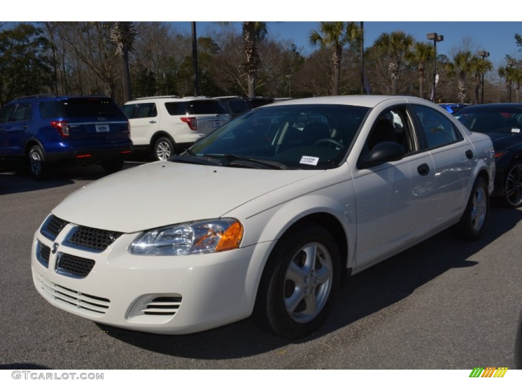 2004 Stratus SE Sedan - Stone White / Dark Slate Gray photo #5