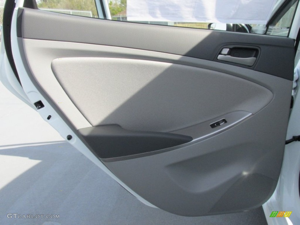 2015 Hyundai Accent GLS Gray Door Panel Photo #101642453
