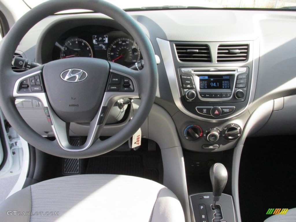 2015 Hyundai Accent GLS Gray Dashboard Photo #101642594