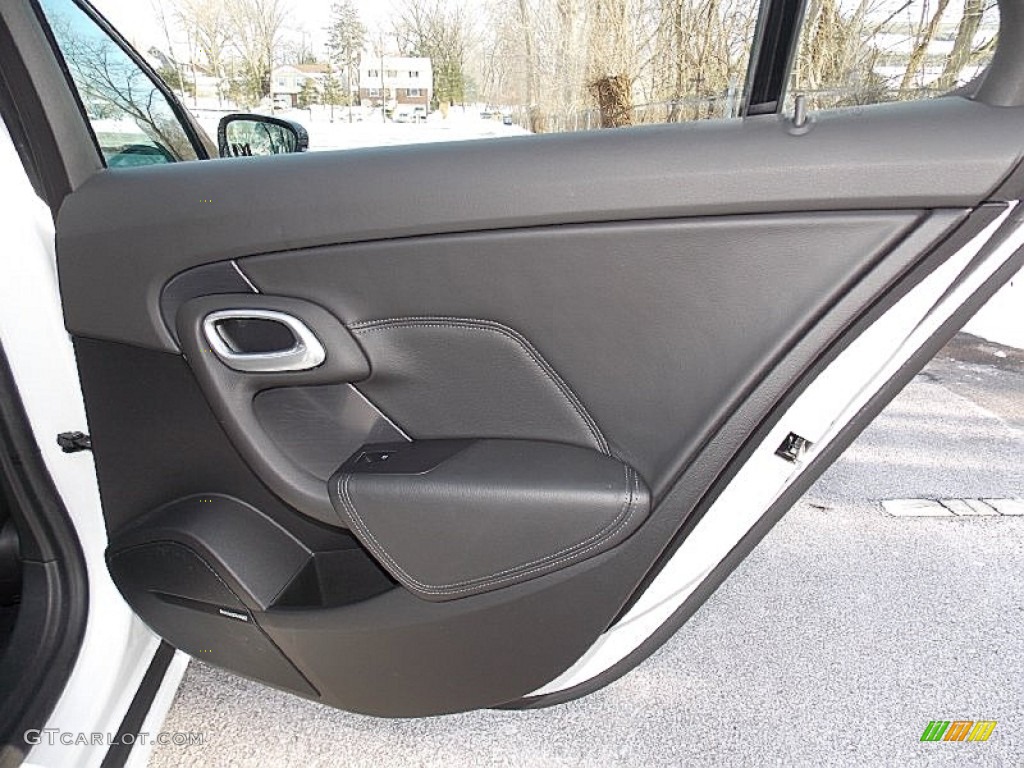 2011 Saab 9-5 Aero XWD Sedan Door Panel Photos