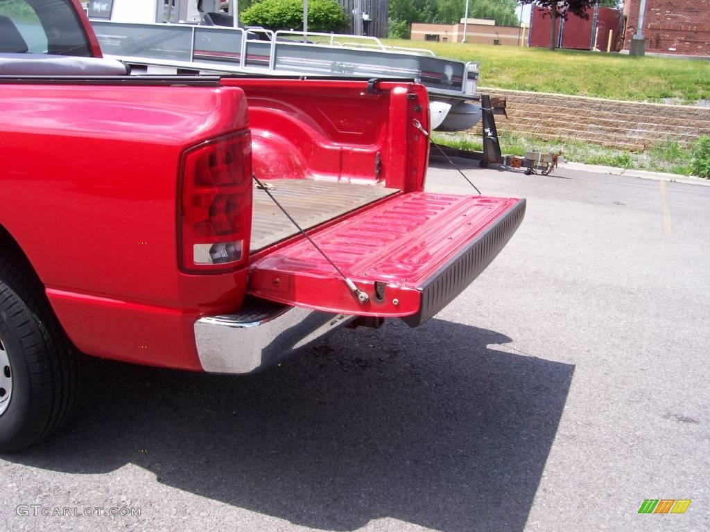 2006 Ram 1500 ST Regular Cab - Flame Red / Medium Slate Gray photo #3