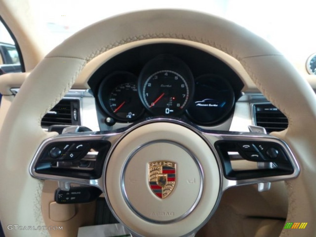 2015 Porsche Macan Turbo Luxor Beige Steering Wheel Photo #101658781
