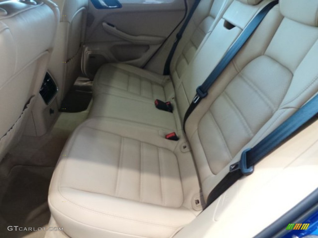 Luxor Beige Interior 2015 Porsche Macan Turbo Photo #101658821