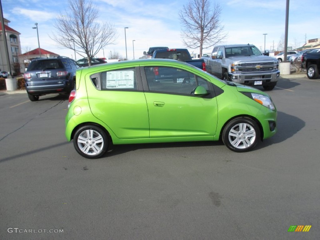 Lime 2015 Chevrolet Spark LT Exterior Photo #101659799