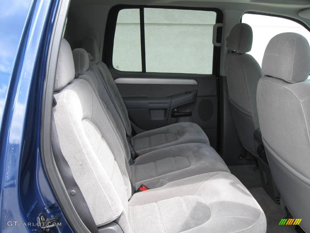 2004 Explorer XLT 4x4 - Dark Blue Pearl Metallic / Gray photo #10