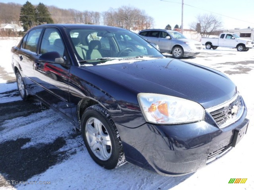 2006 Malibu LT Sedan - Dark Blue Metallic / Titanium Gray photo #4