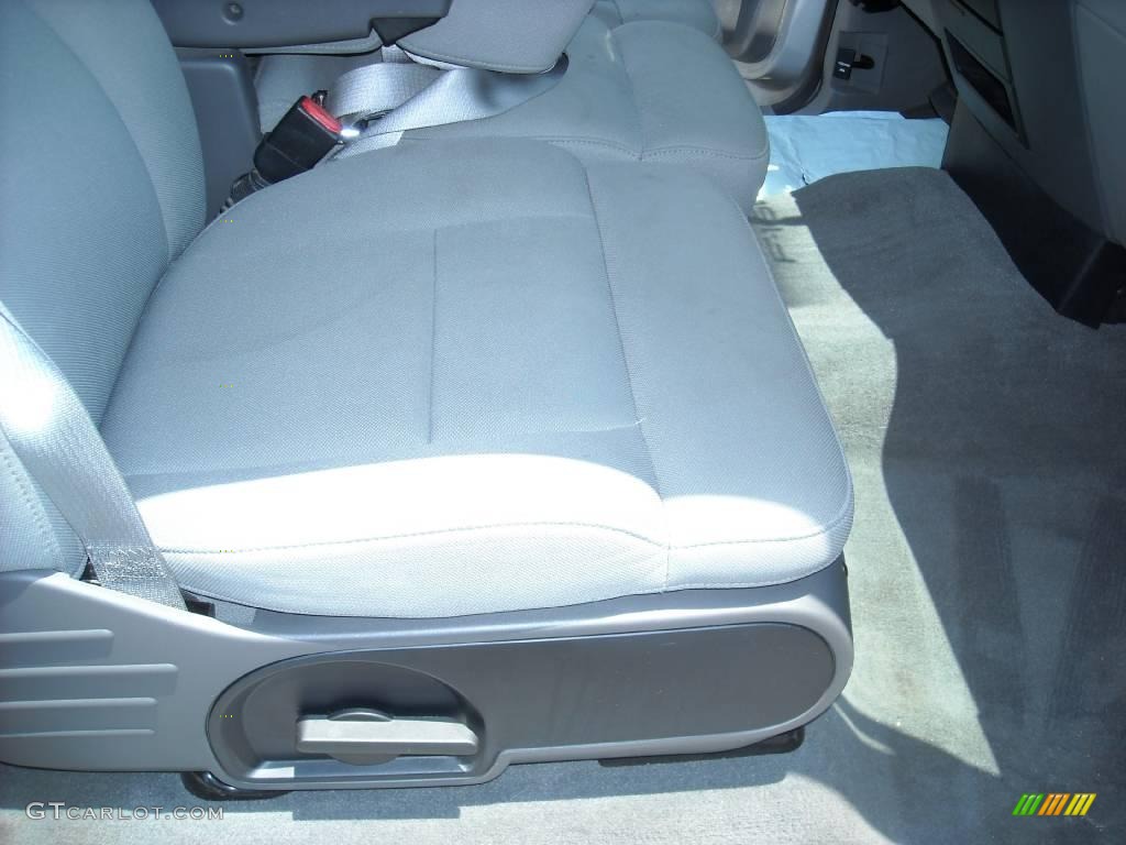 2004 F150 STX SuperCab - Silver Metallic / Medium/Dark Flint photo #21