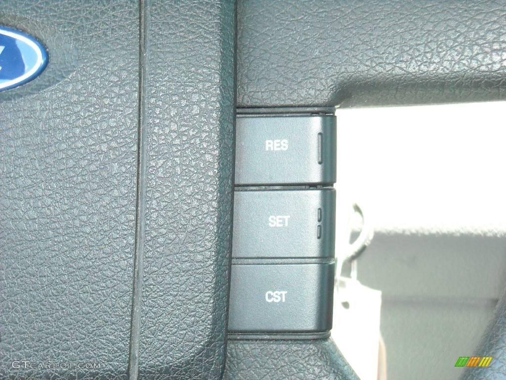 2004 F150 STX SuperCab - Silver Metallic / Medium/Dark Flint photo #35