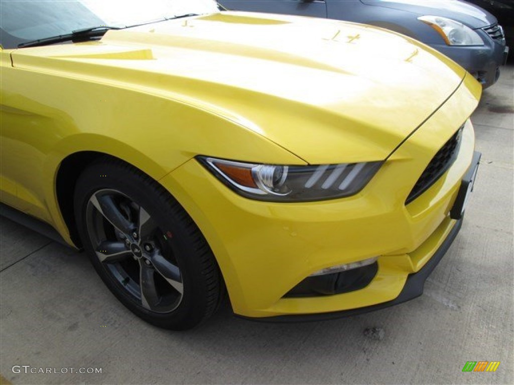 2015 Mustang V6 Coupe - Triple Yellow Tricoat / Ebony photo #2