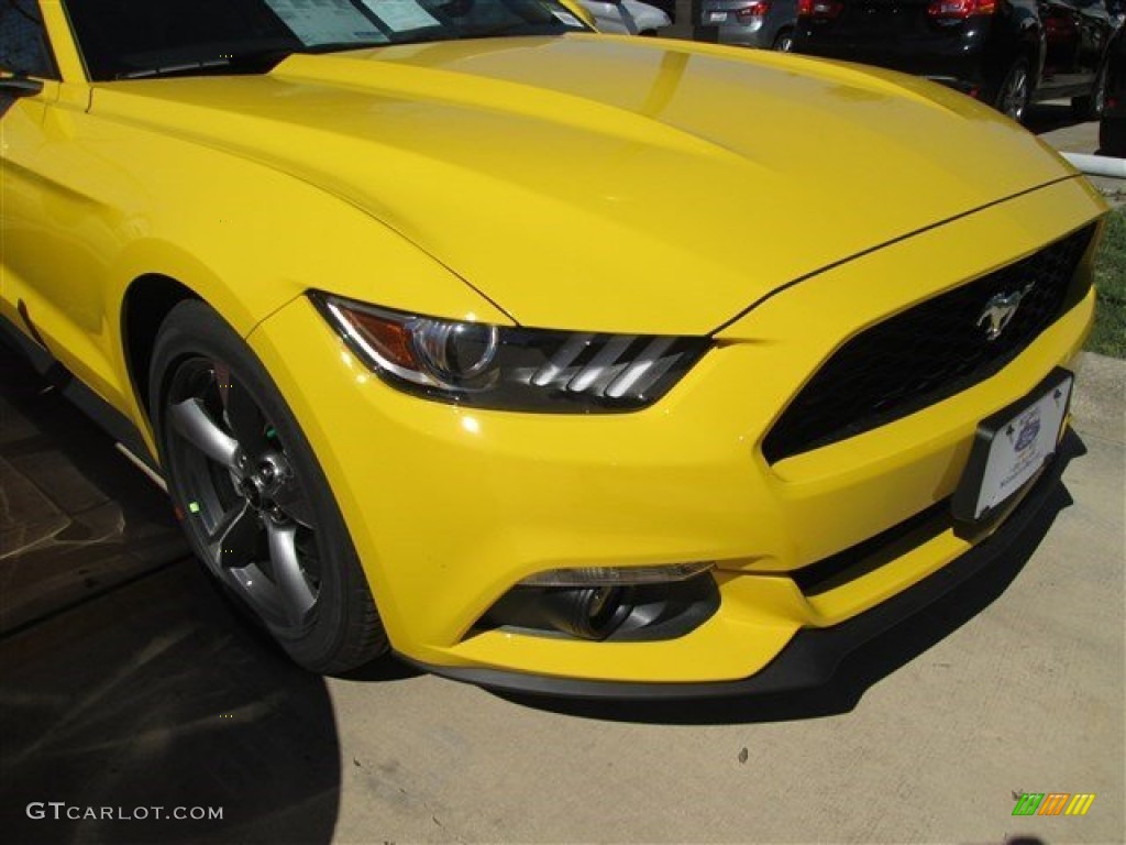 2015 Mustang V6 Coupe - Triple Yellow Tricoat / Ebony photo #22