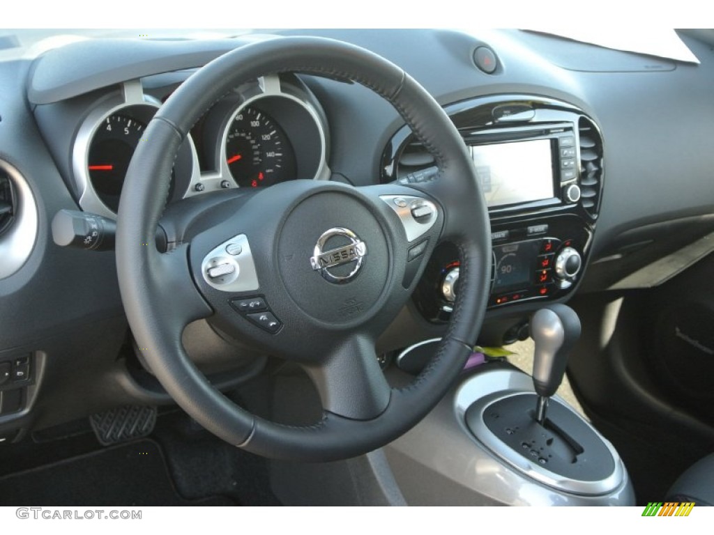 2015 Juke SL - Bordeaux Black / Black/Red photo #32