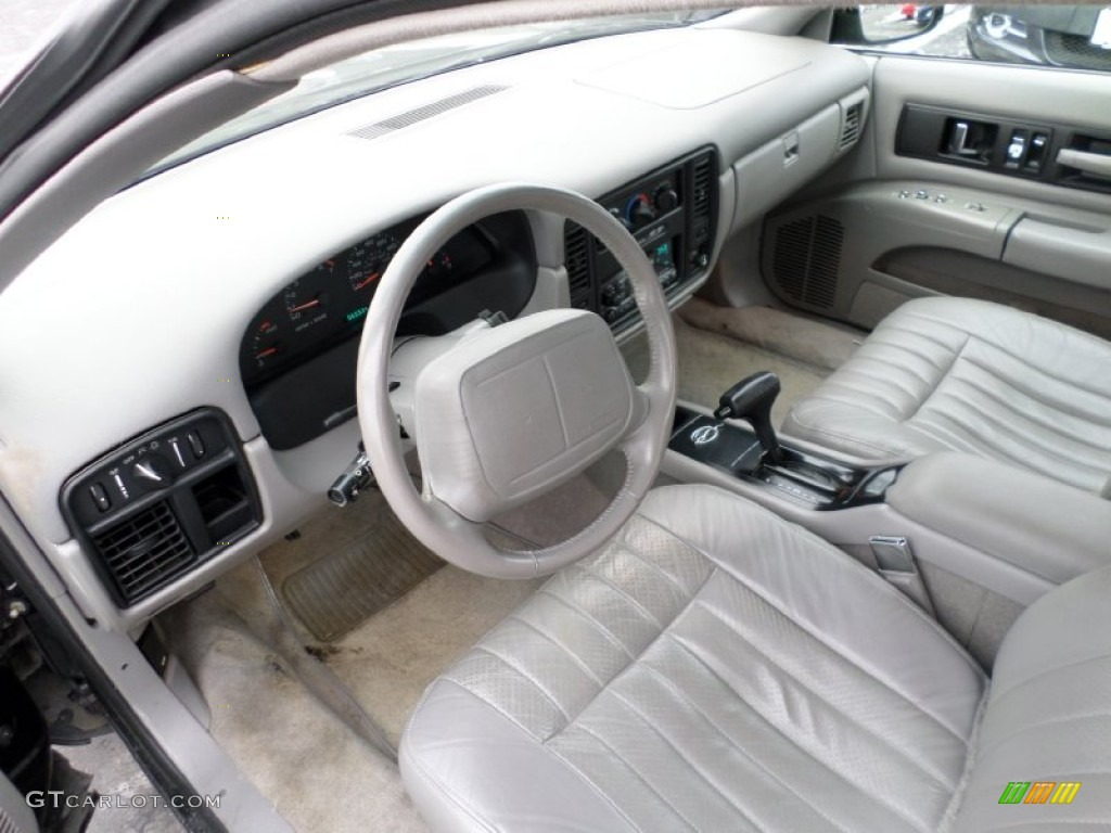 Gray Interior 1996 Chevrolet Impala SS Photo #101674142. 