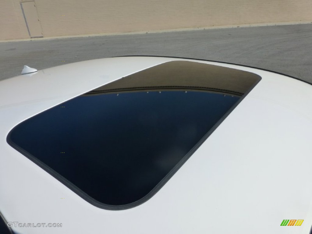 2014 Infiniti Q 50S Hybrid Sunroof Photos