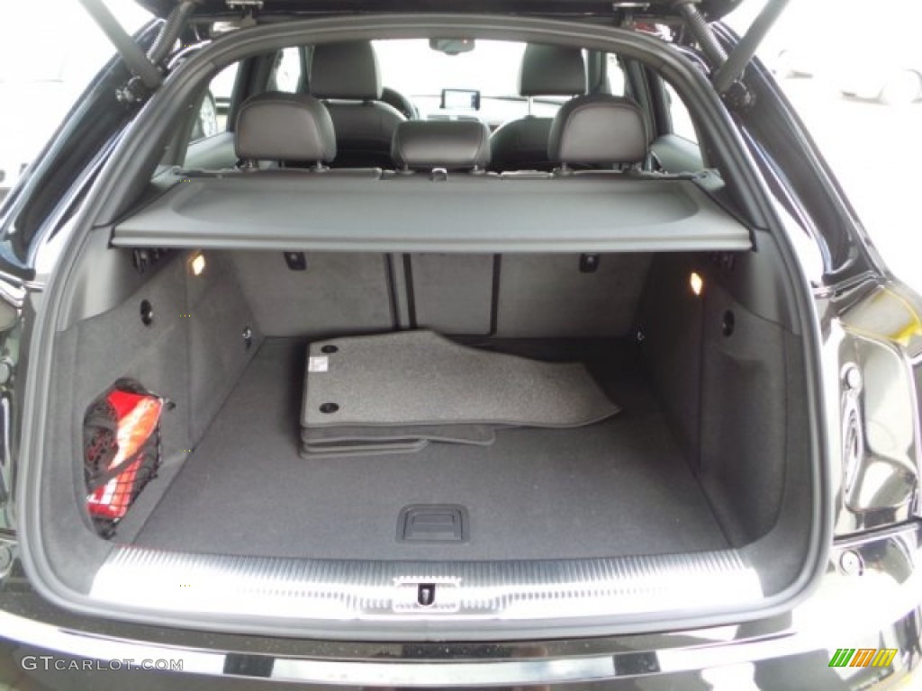 2015 Audi Q3 2.0 TFSI Prestige quattro Trunk Photo #101694062