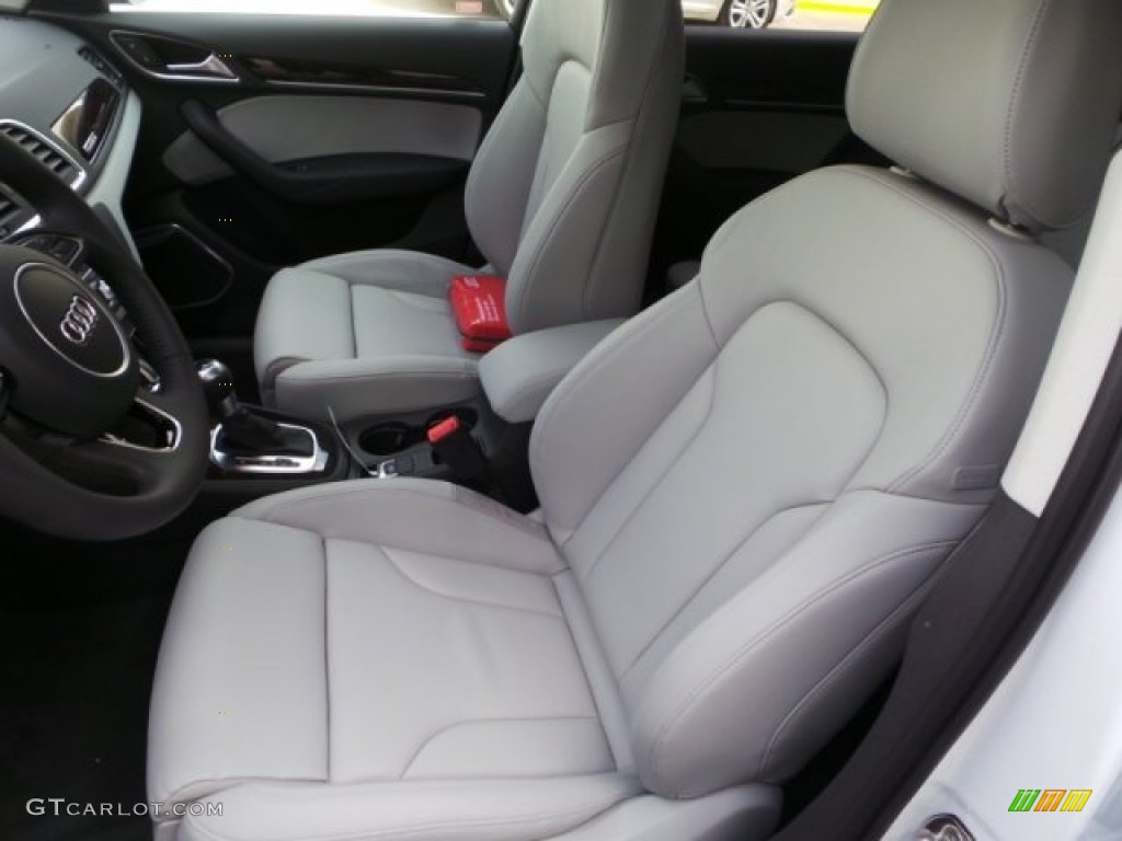 2015 Audi Q3 2.0 TFSI Prestige quattro Front Seat Photos