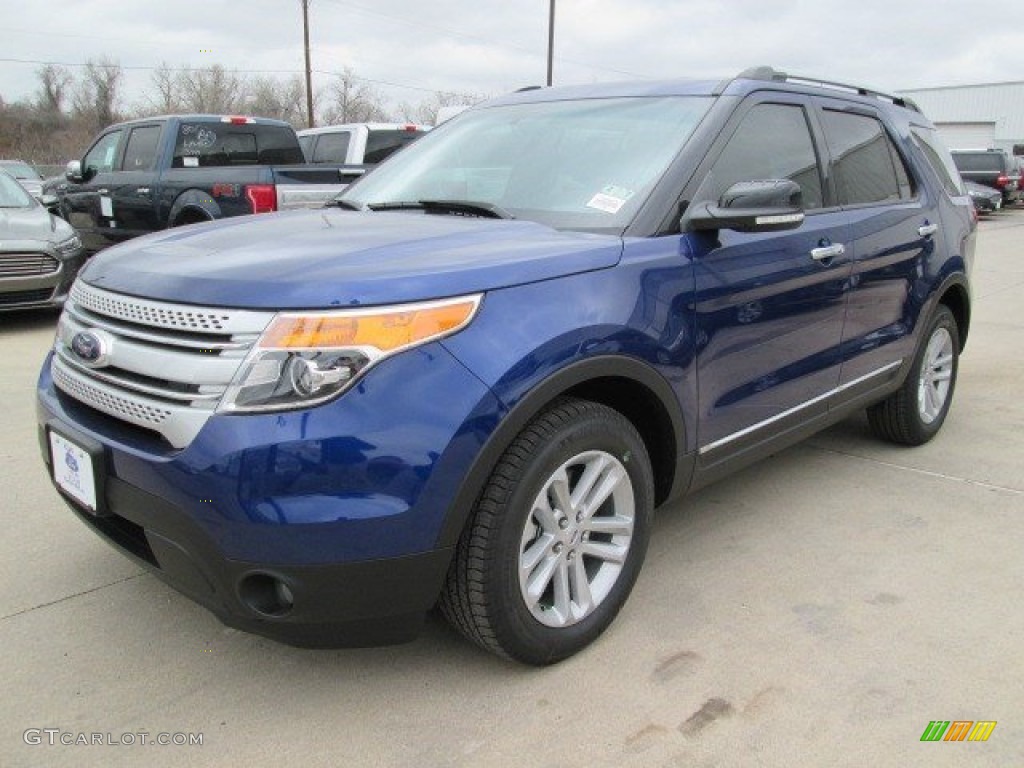 2015 Explorer XLT - Deep Impact Blue / Medium Light Stone photo #5