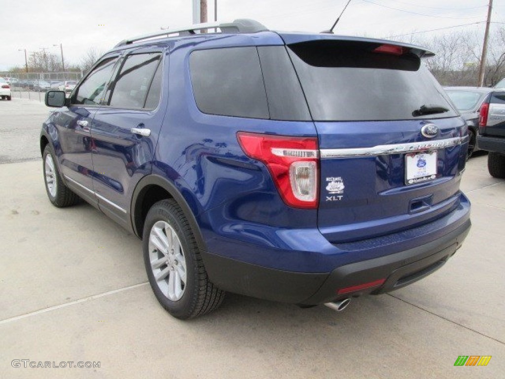 2015 Explorer XLT - Deep Impact Blue / Medium Light Stone photo #7
