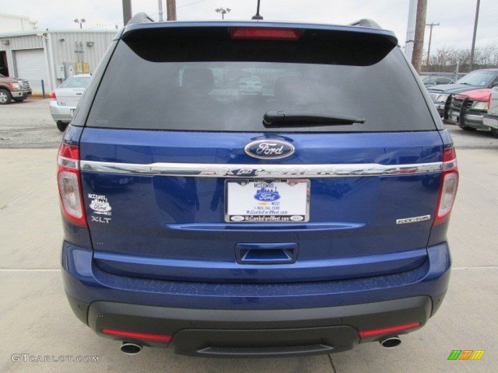 2015 Explorer XLT - Deep Impact Blue / Medium Light Stone photo #8