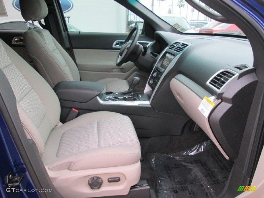 2015 Explorer XLT - Deep Impact Blue / Medium Light Stone photo #23