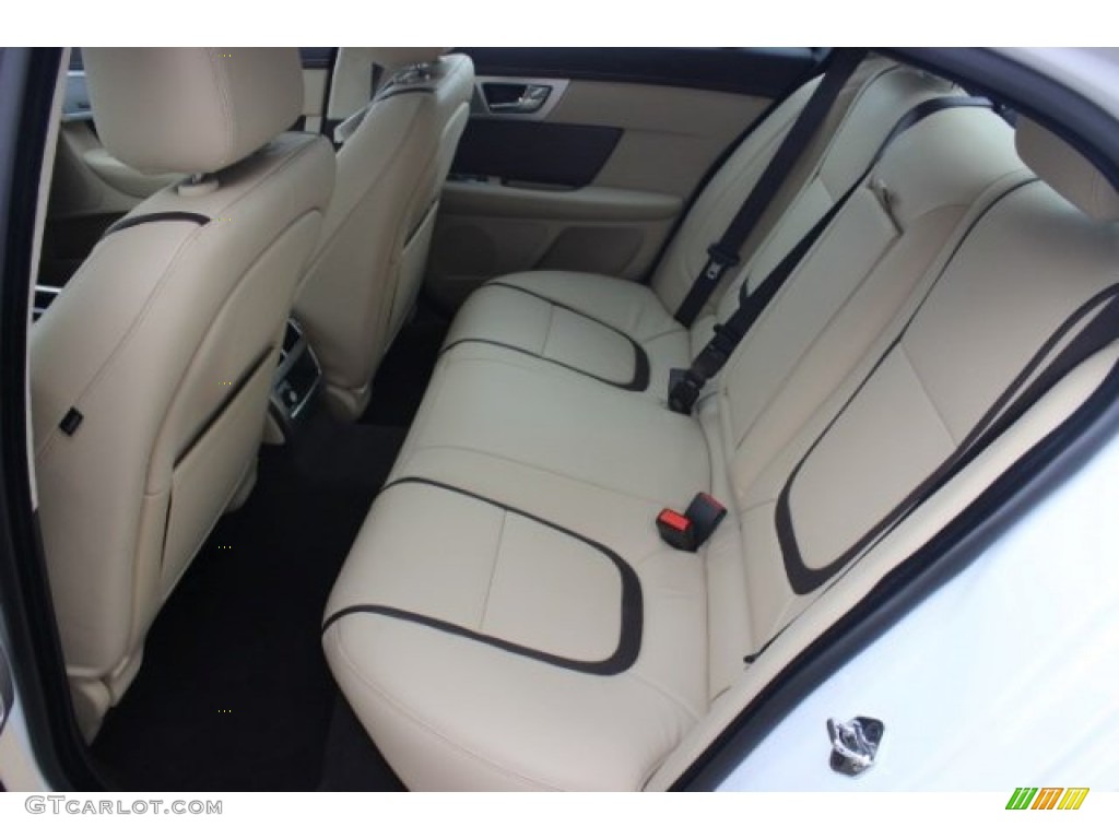 2015 Jaguar XF 3.0 Rear Seat Photo #101704976