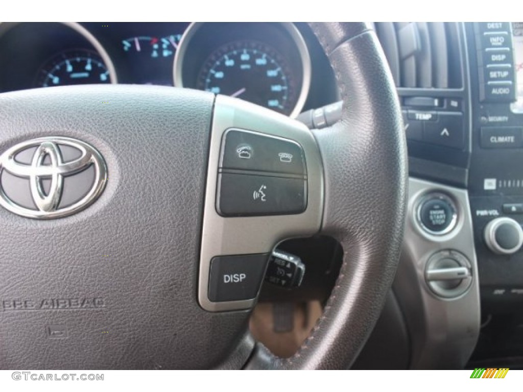 2010 Toyota Land Cruiser Standard Land Cruiser Model Controls Photos