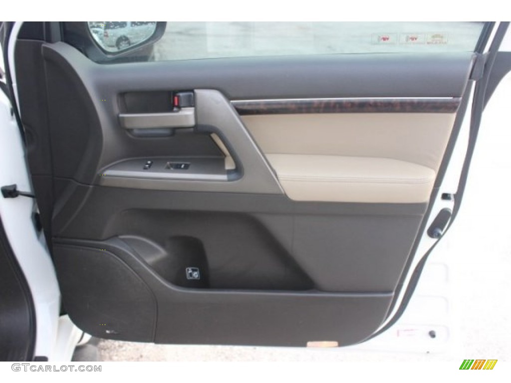 2010 Toyota Land Cruiser Standard Land Cruiser Model Door Panel Photos