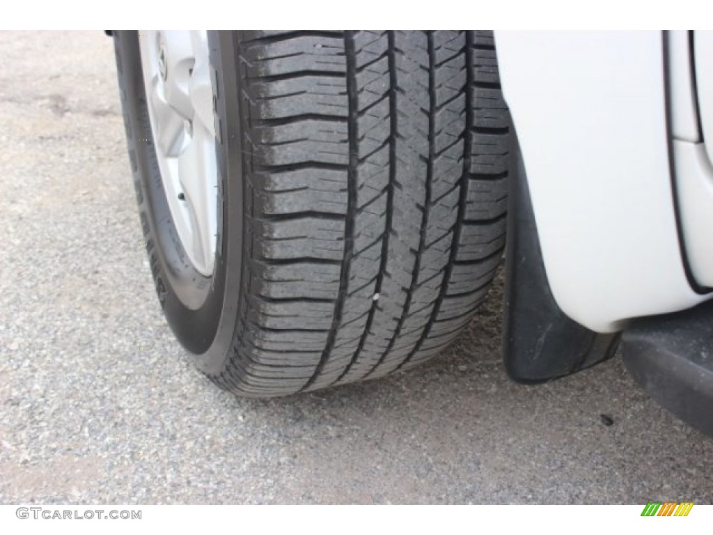 2010 Land Cruiser  - Super White / Sand Beige photo #56