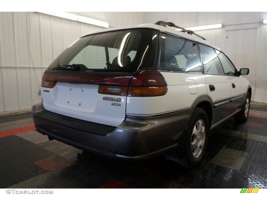 1998 Legacy Outback Wagon - Glacier White / Gray photo #8