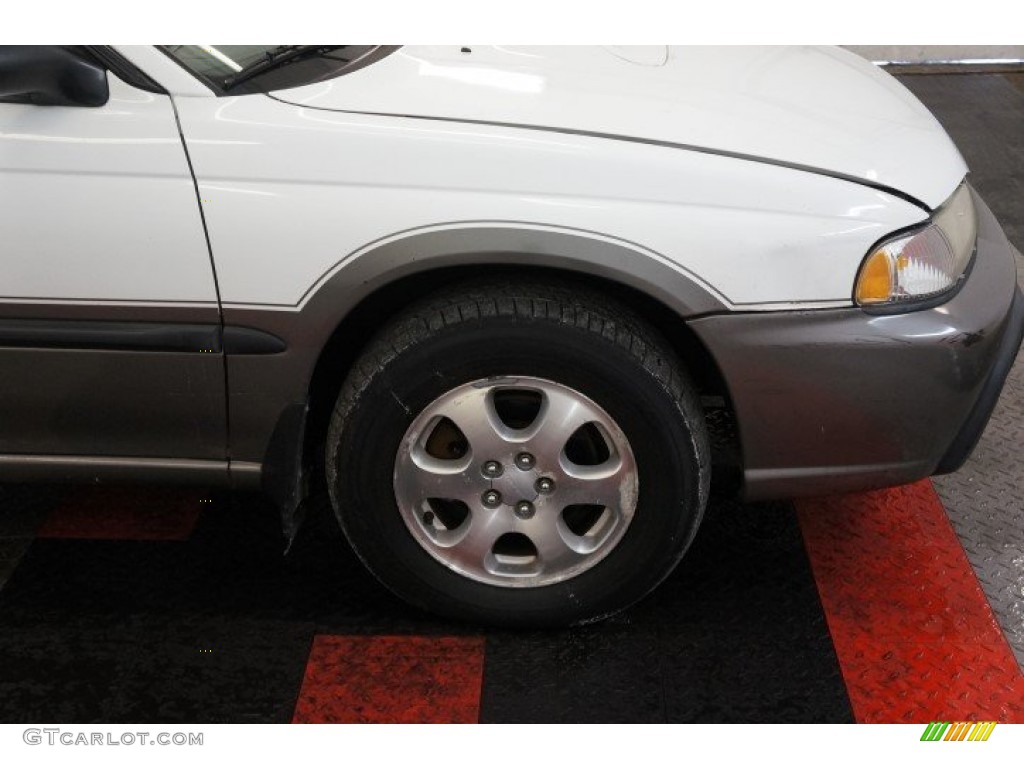1998 Legacy Outback Wagon - Glacier White / Gray photo #42