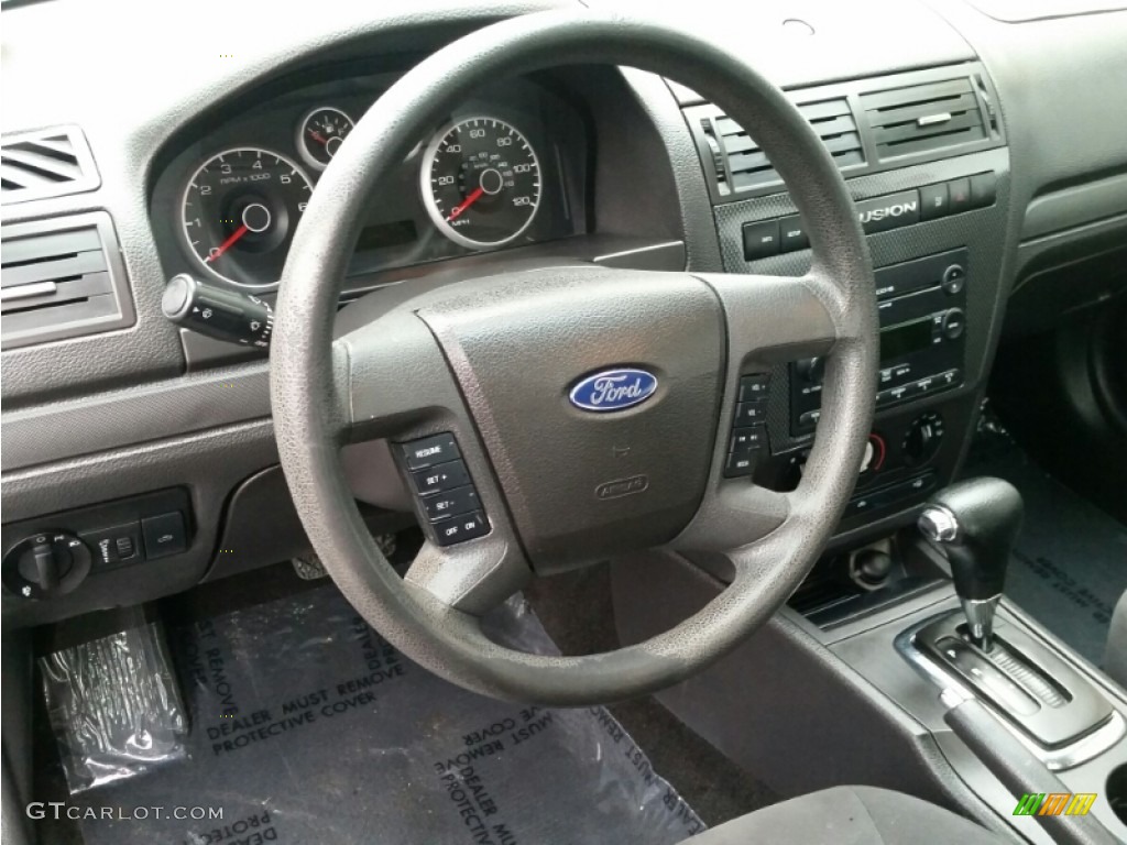 2006 Fusion SE V6 - Black / Charcoal Black photo #15