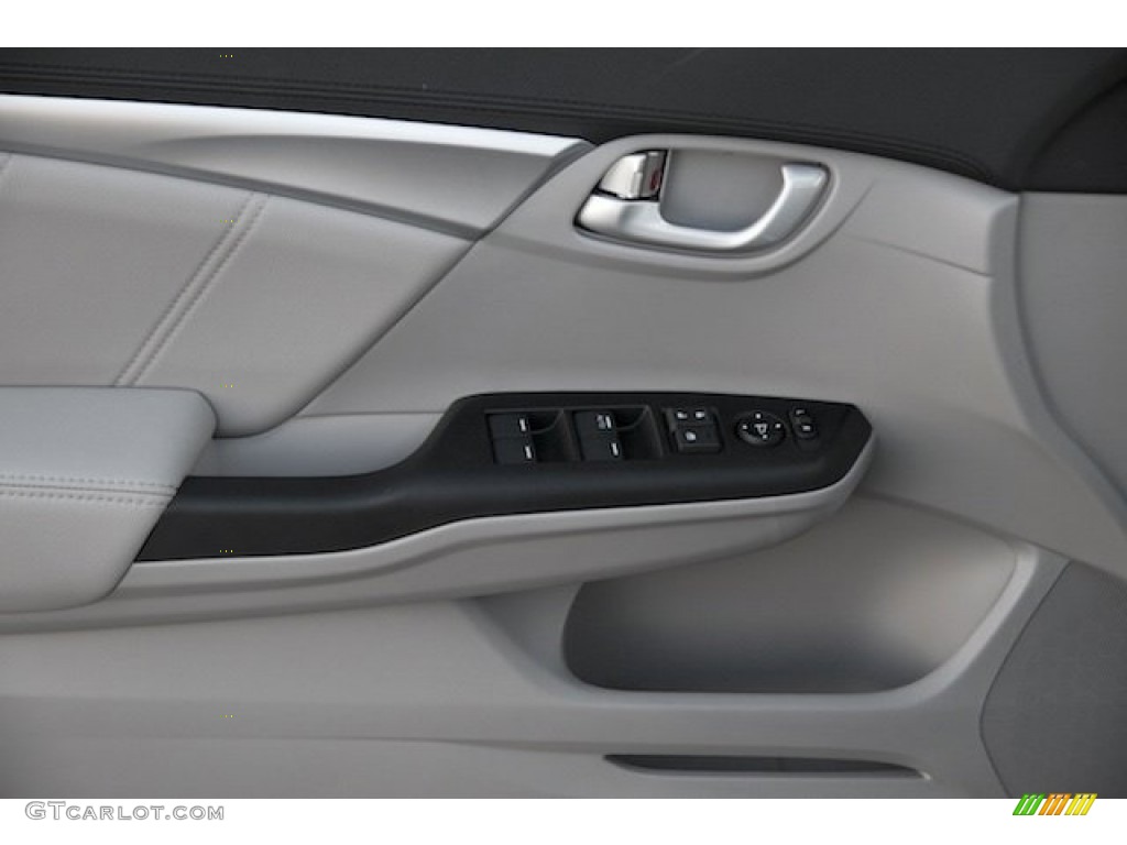 2015 Honda Civic Hybrid-L Sedan Controls Photo #101714125