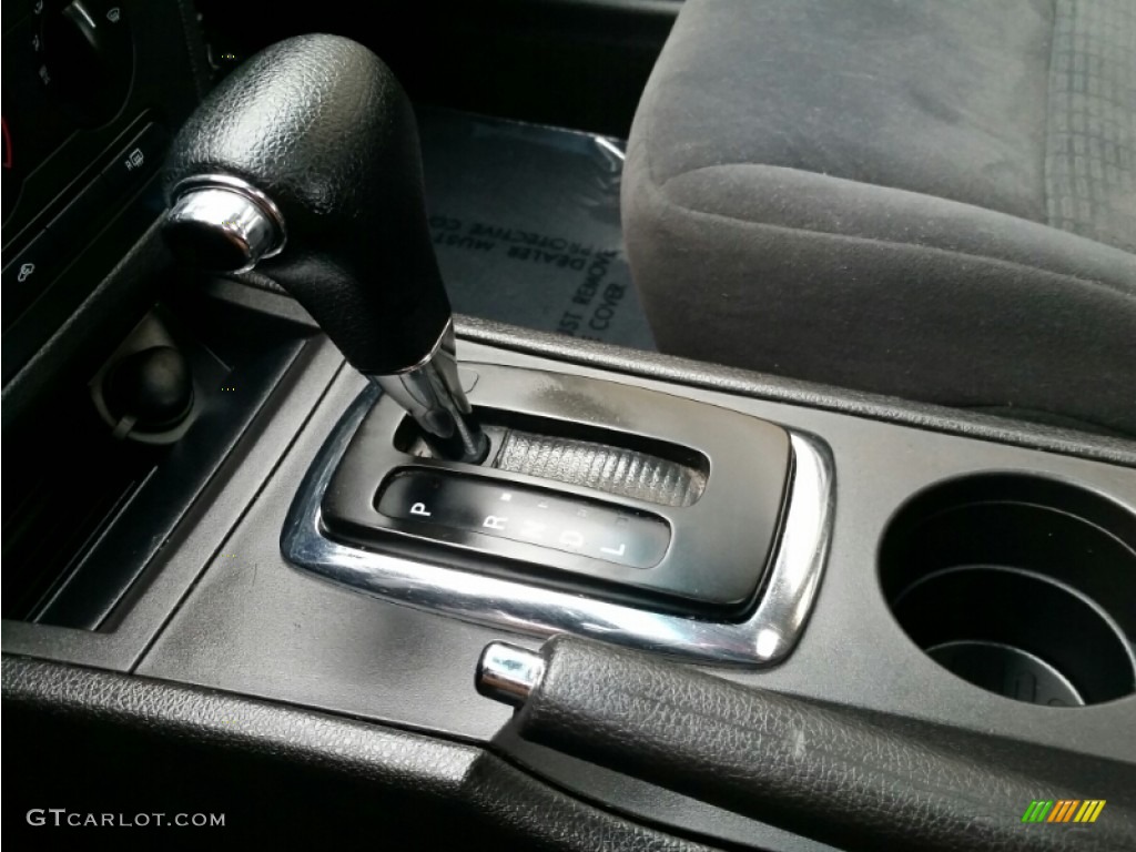 2006 Fusion SE V6 - Black / Charcoal Black photo #19