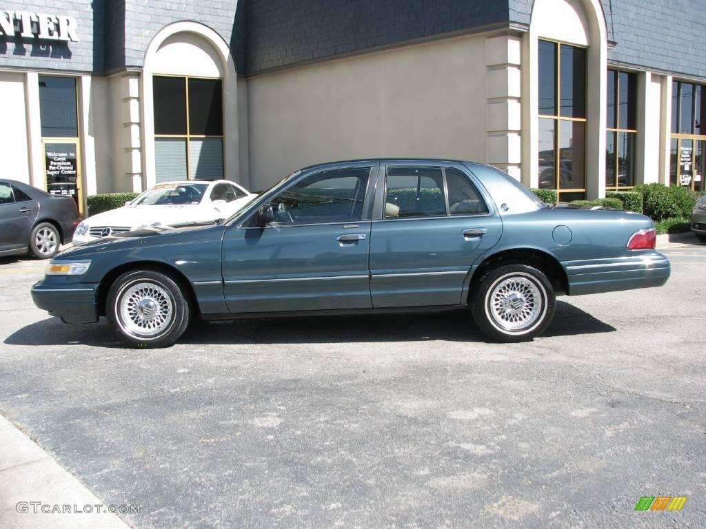 1995 Grand Marquis LS - Medium Willow Green Metallic / Beige photo #4